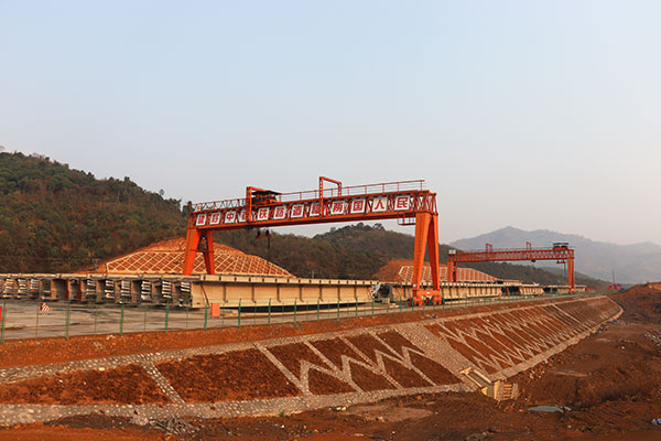 桥梁公司琅勃拉邦梁场T型梁施工生产突破100片