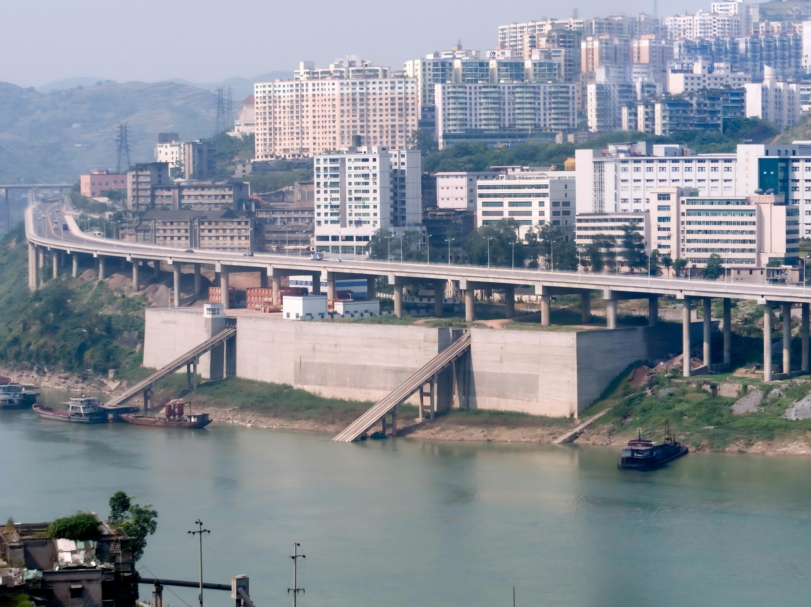 重庆涪陵滨江路